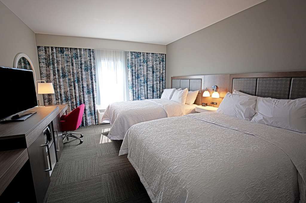 Hampton Inn & Suites Asheville Biltmore Area Room photo