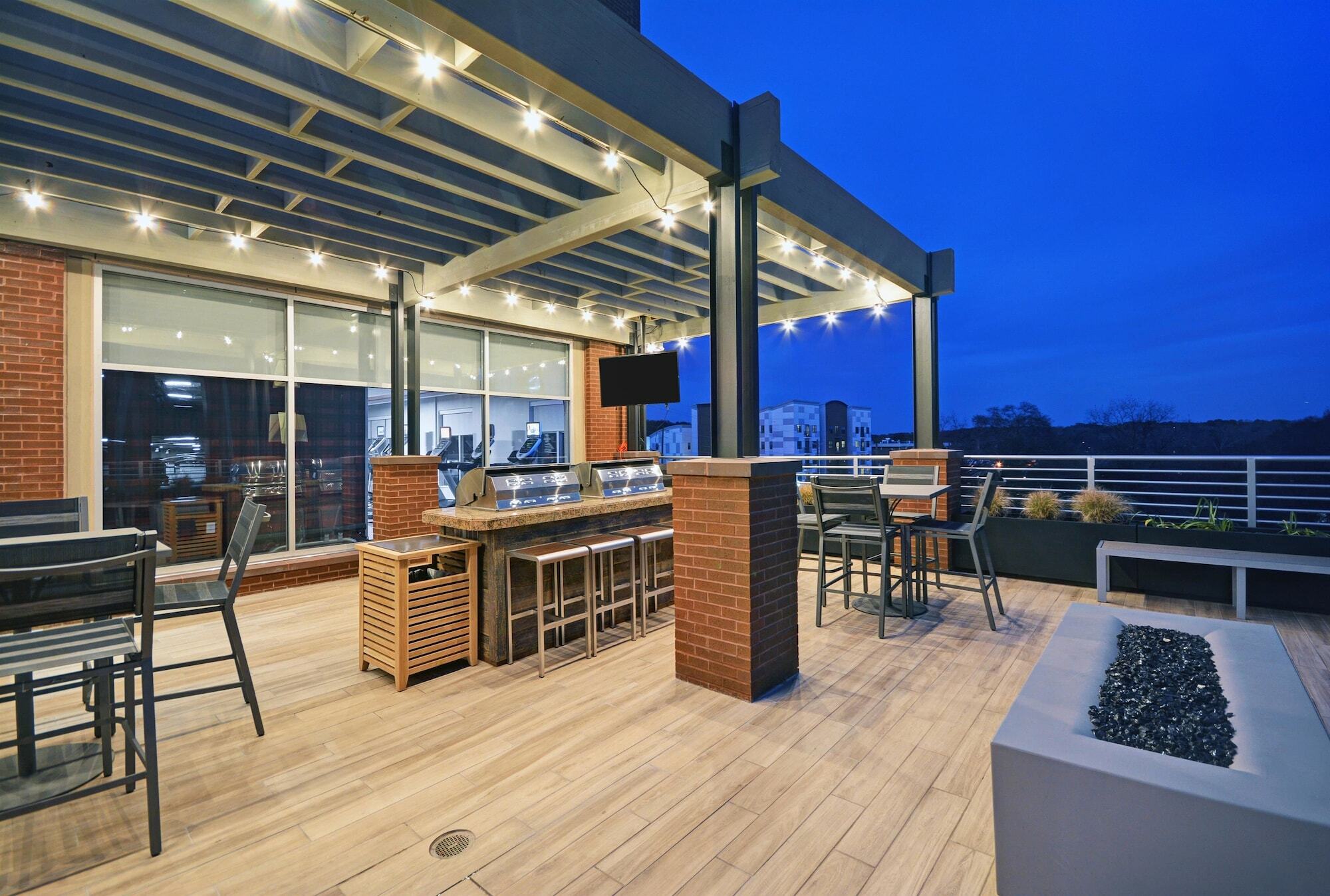 Hampton Inn & Suites Asheville Biltmore Area Exterior photo